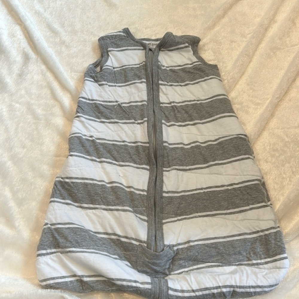 Gray & White Striped Sleep Sack - Kids Pajamas
